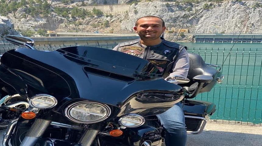 Yeni aldığı motosikletiyle bariyerlere çarptı! Hayatını kaybetti