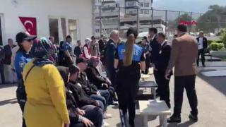 Alışveriş yaparken kalp krizi geçirip hayatını kaybeden polis memuru için tören düzenlendi