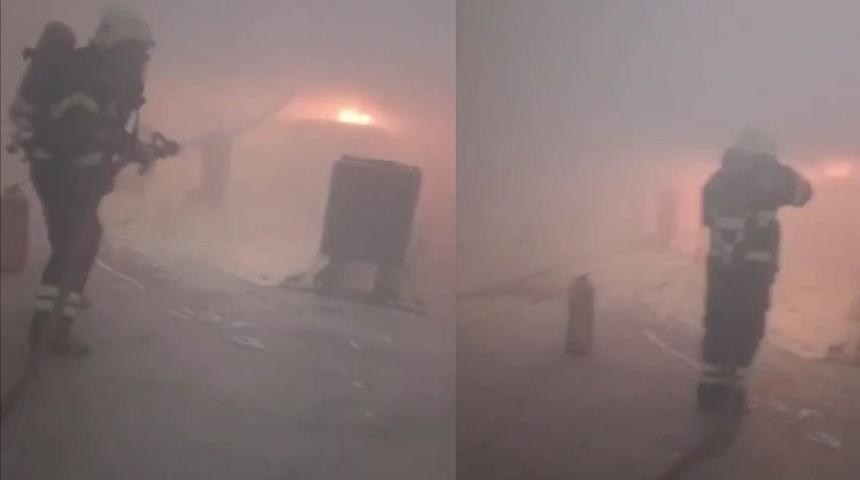 Kahramanmaraş'ta tekstil fabrikasında yangın çıktı! İtfaiye ekipleri tarafından kontrol altına alındı