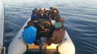 İzmir'de 29 düzensiz göçmen yakalandı