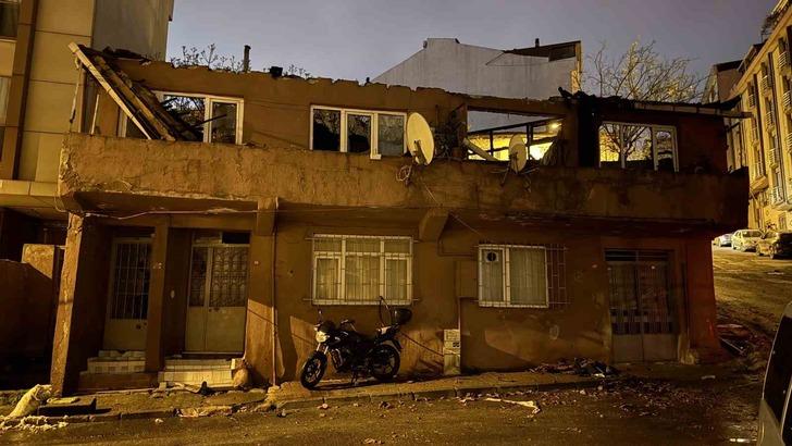 Gaziosmanpaşa’da iki bina alev alev yandı G1