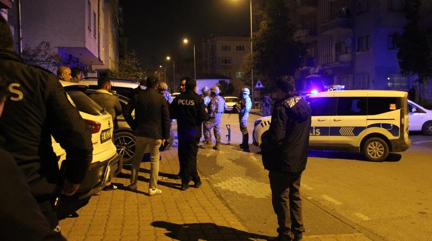 Tüfekle etrafa ateş açan şahıs 3 saatte ikna edildi