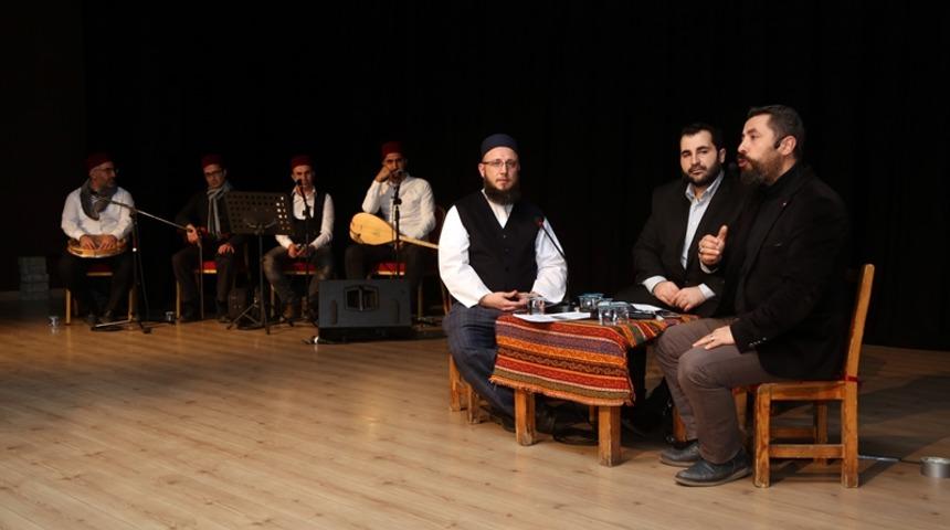 Osmanlı Kıraathanesi&rsquo;nde 2. Abd&uuml;lhamid konuşuldu