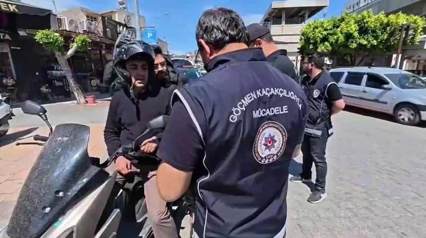 Bakan Yerlikaya duyurdu: 723 düzensiz göçmen yakalandı