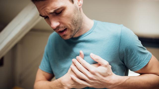 Aort yırtılması gençleri de etkiliyor! 20'li yaşları da tehdit ediyor... Uzmanlar uyardı: Ciddi travmalar aort yırtığına neden olur