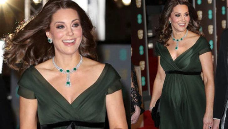 Düşes'ten taciz ve cinsiyet ayrımcılığı protestolarına ince destek G1