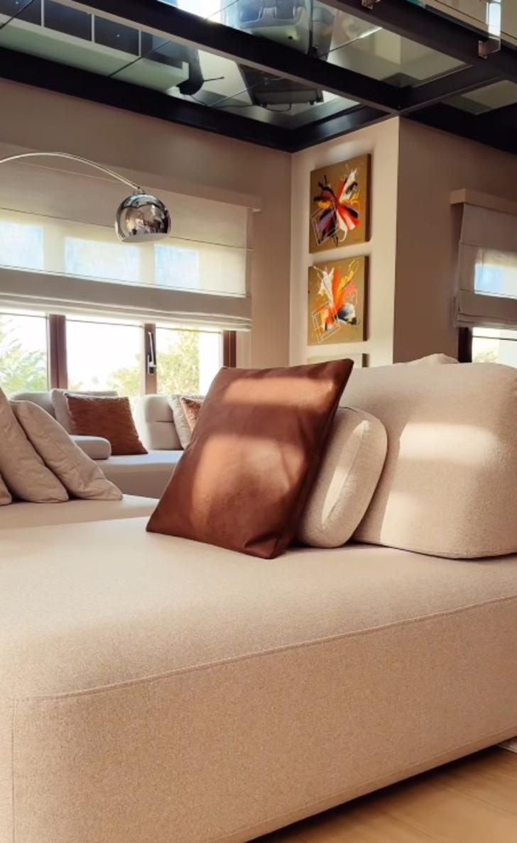 Pınar Altuğ'un lüks evini görenler hayran kaldı! Cam tavan detayı dikkat çekti  G3