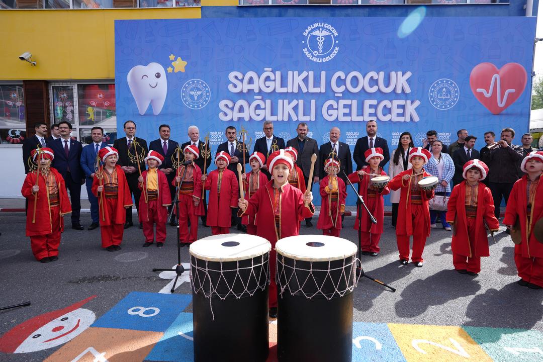 AA-20250418-37669835-37669829-SAGLIK_BAKANLIGI_VE_MILLI_EGITIM_BAKANLIGI_SAGLIKLI_COCUK_SAGLIKLI_GELECEK_PROGRAMINI_BASLATTI