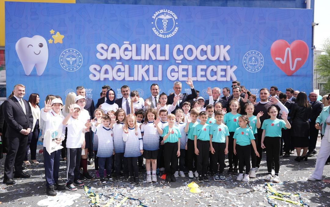 AA-20250418-37669835-37669834-SAGLIK_BAKANLIGI_VE_MILLI_EGITIM_BAKANLIGI_SAGLIKLI_COCUK_SAGLIKLI_GELECEK_PROGRAMINI_BASLATTI