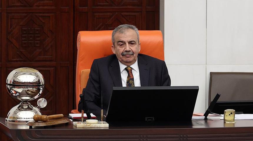 DEM Parti'den açıklama Sırrı Süreyya Önder'in durumuna ilişkin açıklama: "Emin ellerde, durumu stabil"