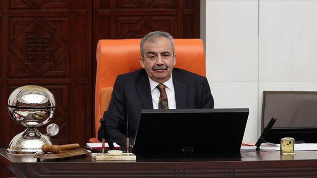 DEM Parti'den açıklama Sırrı Süreyya Önder'in durumuna ilişkin açıklama: Emin ellerde, durumu stabil