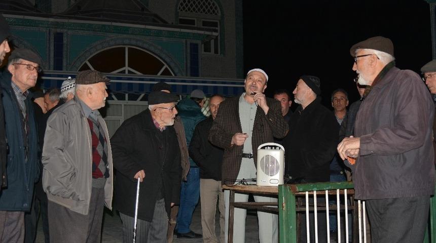 Ayvacık&rsquo;tan 26 Kişi Umre&rsquo;ye gitti