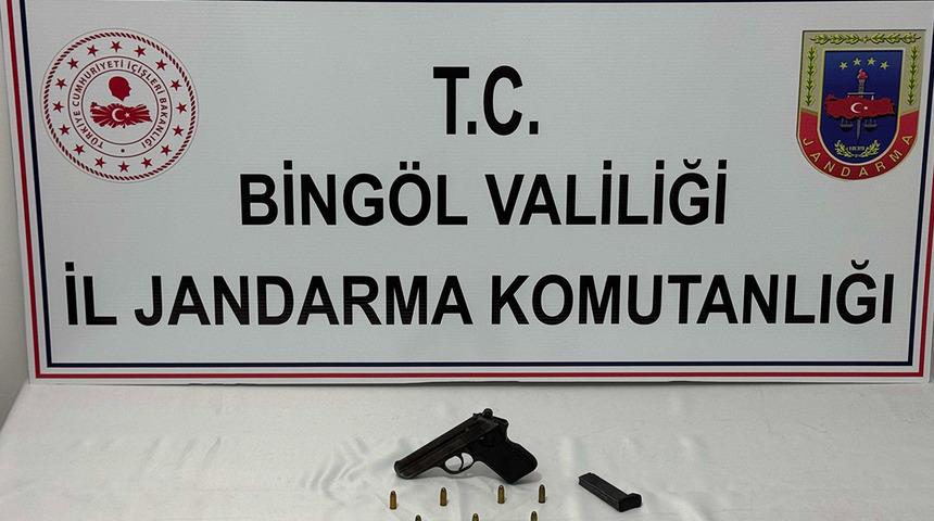 Bingöl’de operasyon! Ruhsatsız silah ele geçirildi