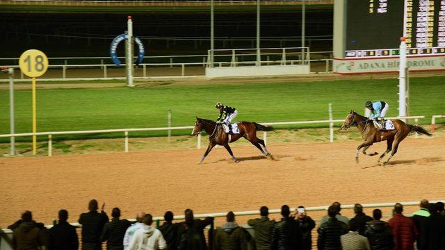 Büyükşehir koşusunu Good Curry kazandı