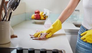 Ev kadınlarına emeklilik i&ccedil;in MHP&rsquo;den adım geldi