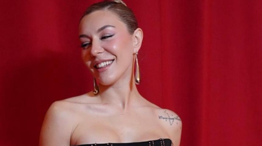 Hamile olduğunu duyurmuştu! Güzel Aşklar Diyarı'nın Hanzade'si Ege Kökenli davet tarzıyla olay oldu