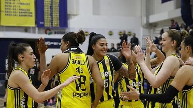 Fenerbahçe Opet şampiyonluk için sahaya çıkıyor!