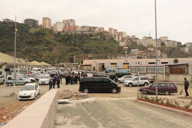 Yapılan köprüye karşı çıktılar