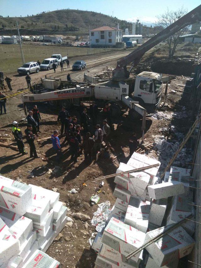 Elazığ'da AVM inşaatında çökme: 3 işçi yaralı