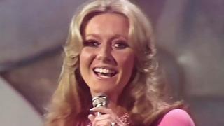 Eurovision efsanesi Clodagh Rodgers 78 yaşında öldü! Yarışmada ölüm tehditleri almıştı