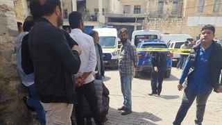 Cami tuvaletinde boğazı kesilmiş halde ölü bulundu