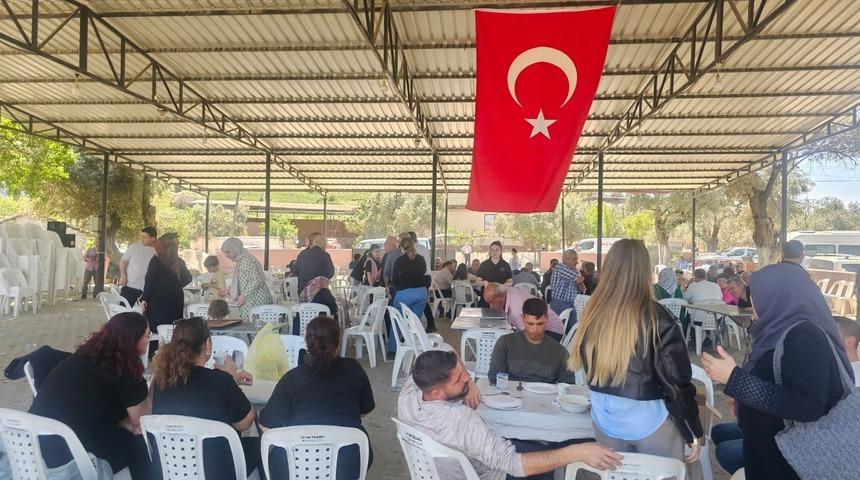 Hamidiyeliler geleneksel keşkek hayrında buluştu