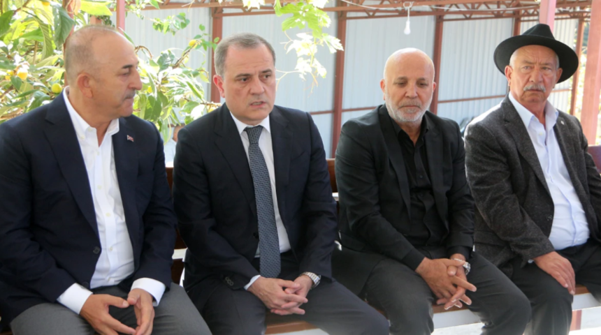 Azerbaycan Dışişleri Bakanı Bayramov'dan Mevlüt Çavuşoğlu'na taziye ziyareti