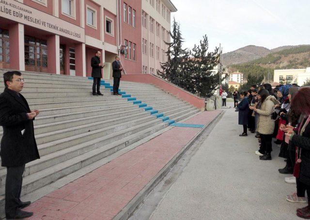 Kızılcahamam'da öğrencilerinden Mehmetçik için dua