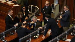 Kosova Meclisi'nde yeni meclis başkanı seçilemedi