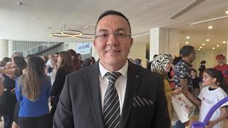 Antalya'da aynı hastanede doğan üçüzler etkinlikte buluştu