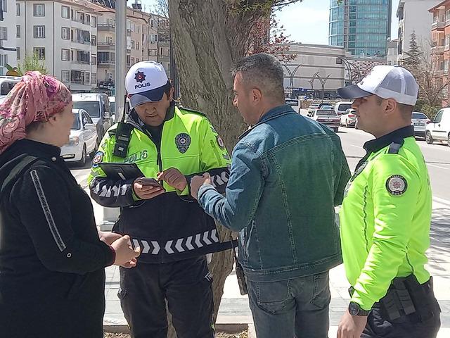 Kaza yaptı, yaralanan kardeşini bırakıp kaçtı! Anne'den ilginç istek
