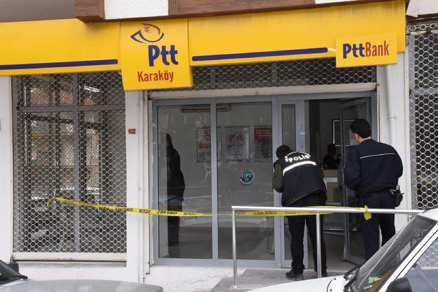 PTT şubesinde kar maskeli silahlı soygun