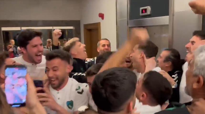Kocaelispor, kutlamalara otelde başladı