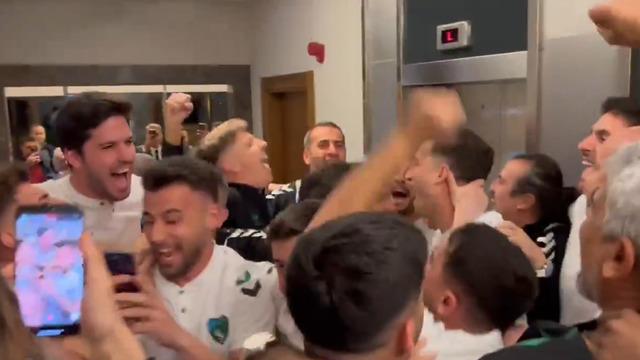 Kocaelispor, kutlamalara otelde başladı