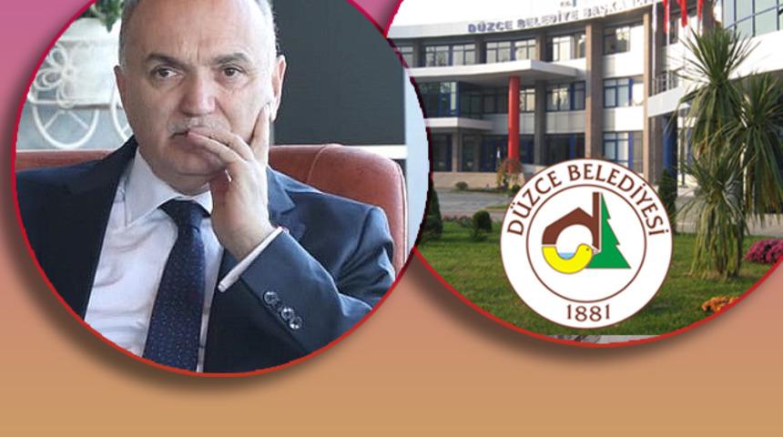 Düzce Belediye Başkanı Faruk Özlü’den “Çalışanlar maaşını alamıyor mu?” sorusuna canlı yayında çok ilginç yanıt! “Şikayet eden istifa edebilir”