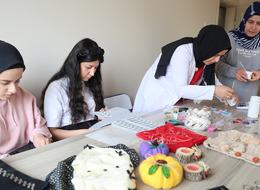 'Yurt dışına bile sattıkları oldu' Sosyalleşmek için başladılar, sipariş yağıyor