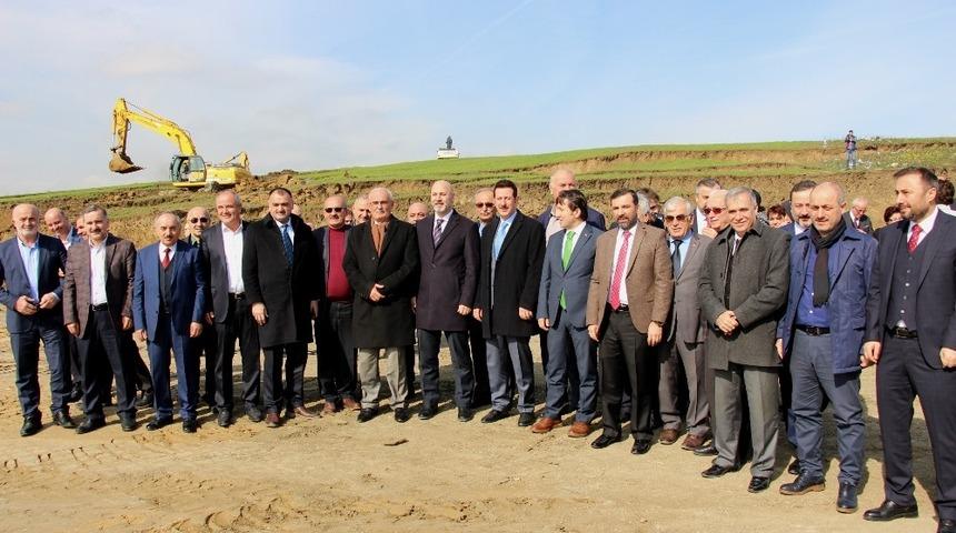 Yılmaz: "G&uuml;lsan esnafını mağdur etmeden daha g&uuml;zel bir yere taşıyacağız"