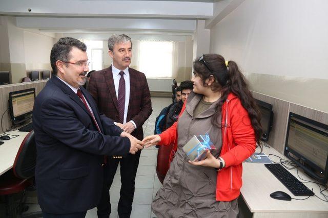 Turgutlu engelleri web ile aşıyor 3