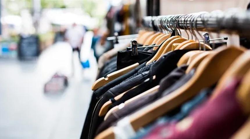 Giyim devlerine bakanlıktan milyonlarca liralık 'indirim' cezası