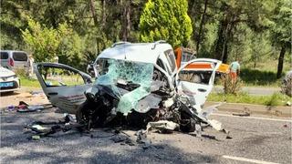 Marmaris'te 4 araç zincirleme kazaya karıştı; 1 ölü, 4 yaralı