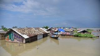 Hindistan'ın Cammu Keşmir’de sel felaketi: 3 Ölü! Onlarca ev yıkıldı...