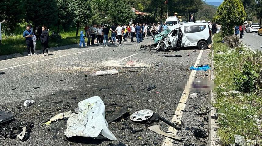 Marmaris'teki trafik kazası! Ölü sayısı yükseldi