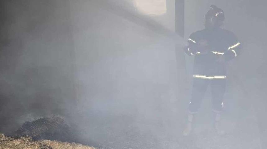 Elazığ’da samanlık yangını