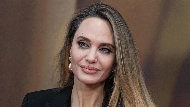 Angelina Jolie'den 'toplu mezar' paylaşımı! Desteğini yineledi