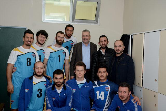 Karacabey Belediyespor Voleybolda 2’nci Lige yükseldi