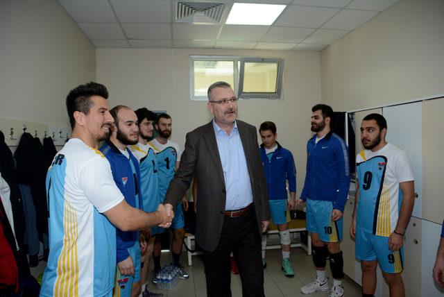 Karacabey Belediyespor Voleybolda 2’nci Lige yükseldi