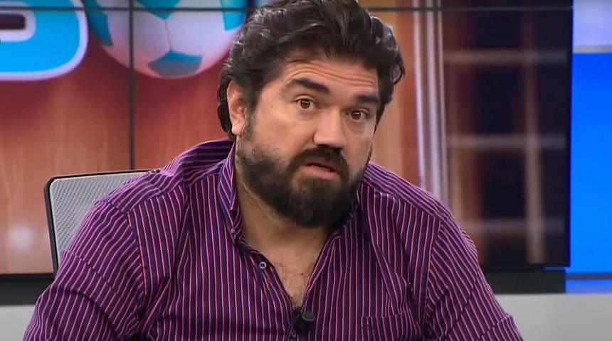 Geçtiğimiz hafta gözaltına alınmıştı! Rasim Ozan Kütahyalı'dan veda mesajı... Sosyal medya hesabından kendisi duyurdu