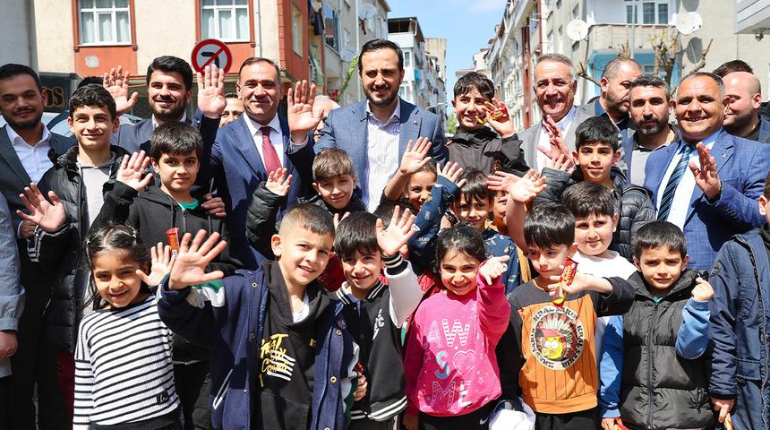 AK Parti İstanbul'dan 2 milyon üyeye kapı kapı ziyaret!