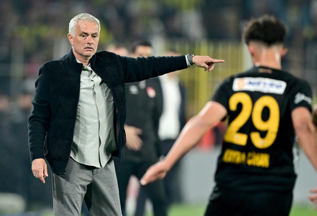 AA-20250420-37693828-37693822-FENERBAHCE_BELLONA_KAYSERISPOR