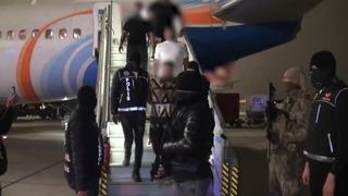 Bakan Yerlikaya duyurdu! Kırmızı bültenle aranıyorlardı: 3'ü de kıskıvrak yakalandı